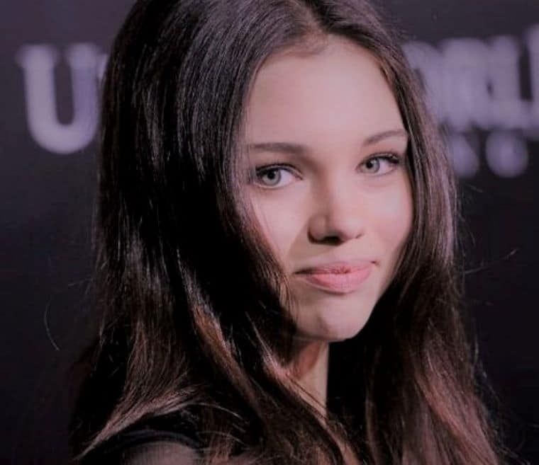 India Eisley Measurements, Bio, Height, Weight, Shoe, and More!