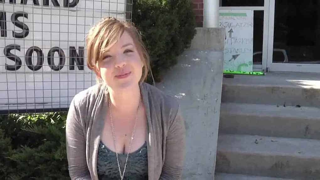 Aislinn Paul net worth