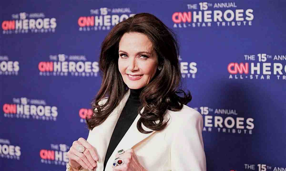 Lynda-Carter hight