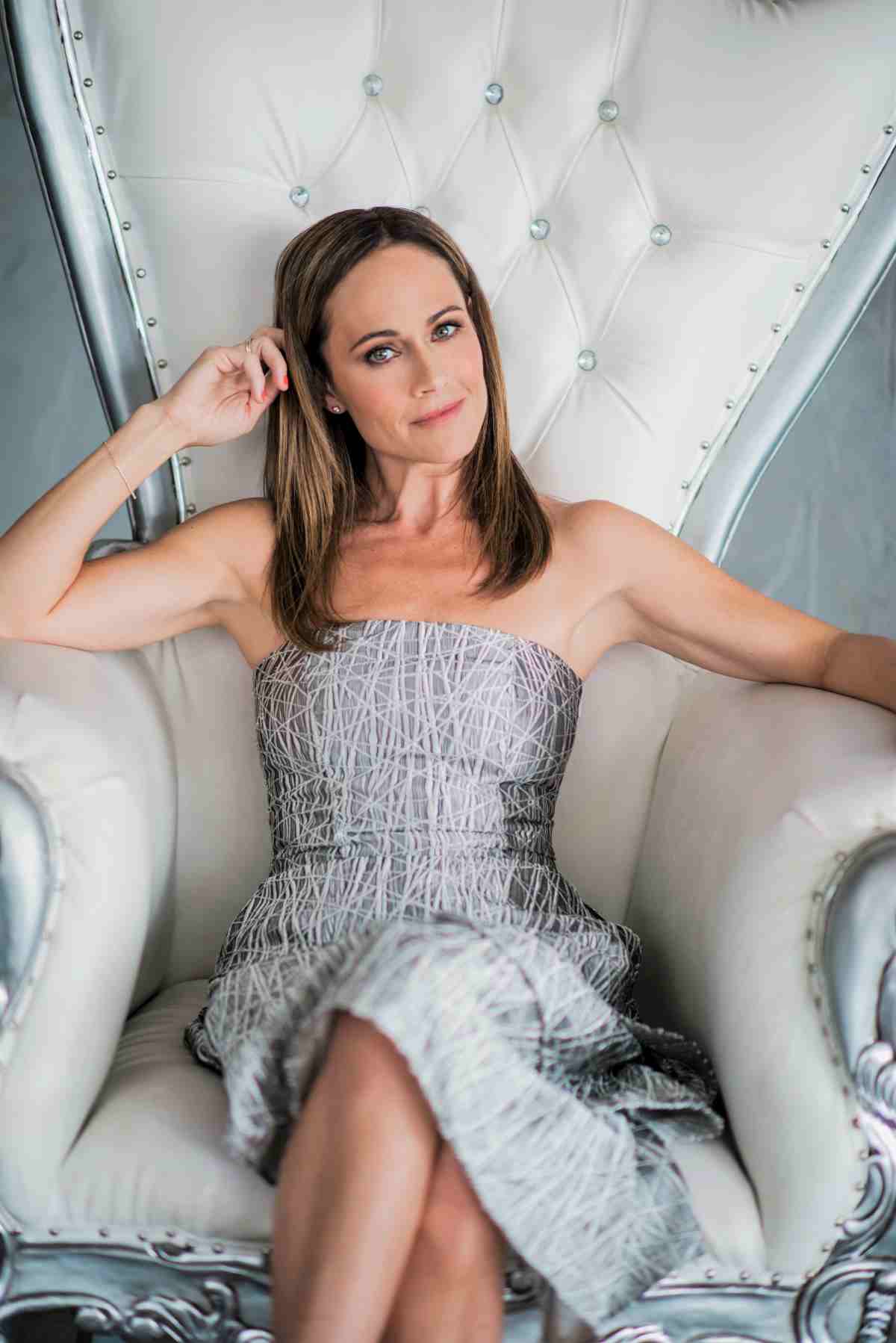 Nikki DeLoach hight