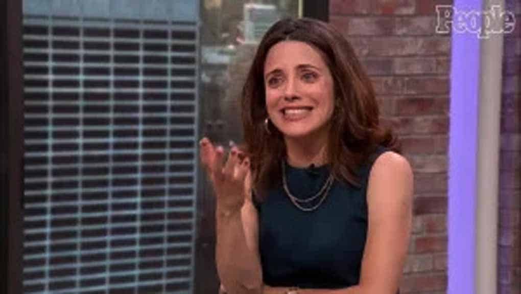 Alanna Ubach net worth