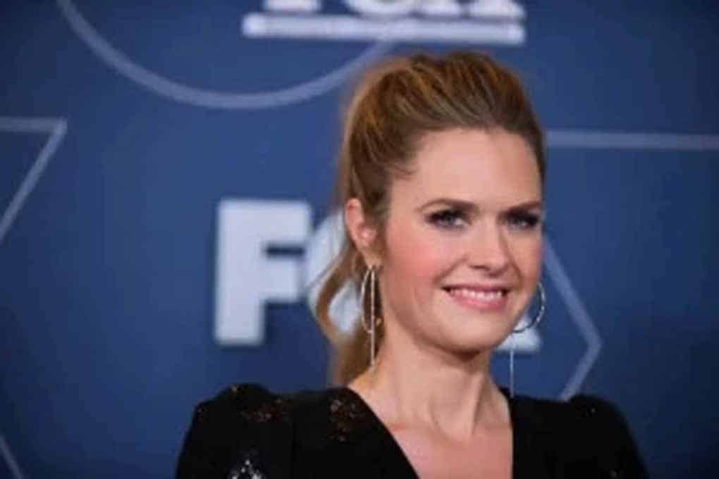 Maggie Lawson height