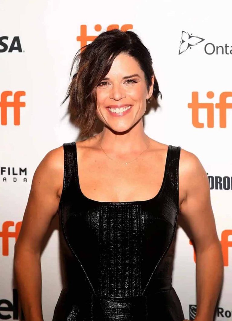 Neve Campbell Measurements, Bio, Height, ,Net worth, Relationship
