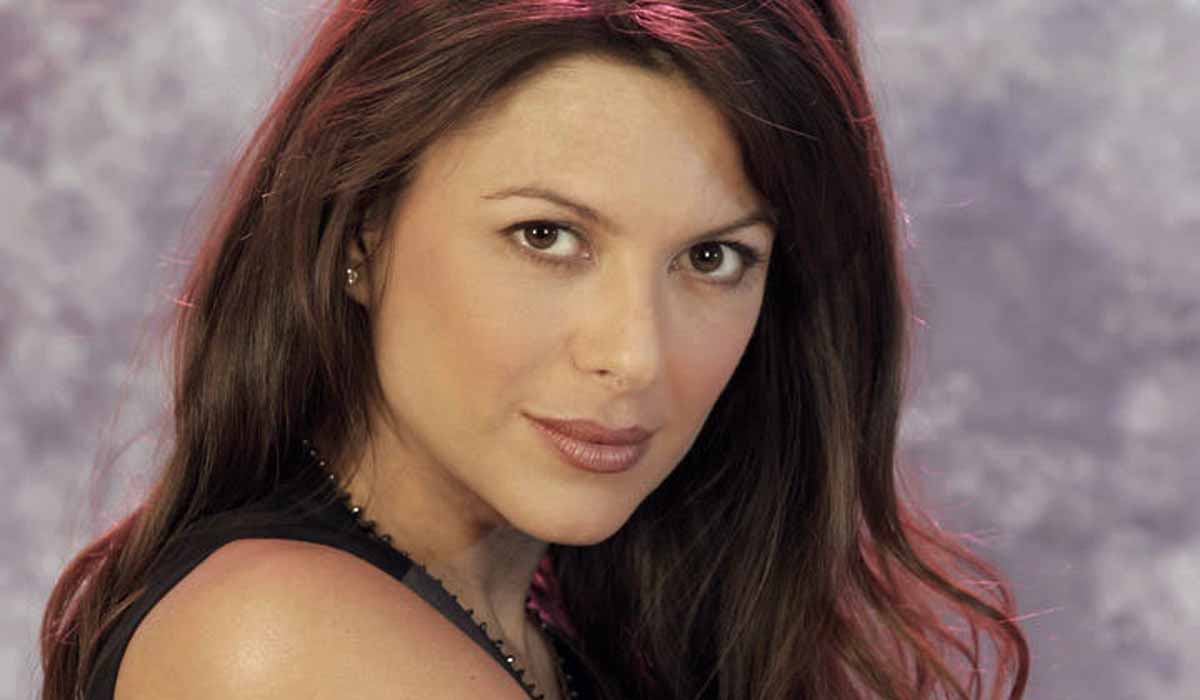 All Details You Want to Know About Kari Wuhrer