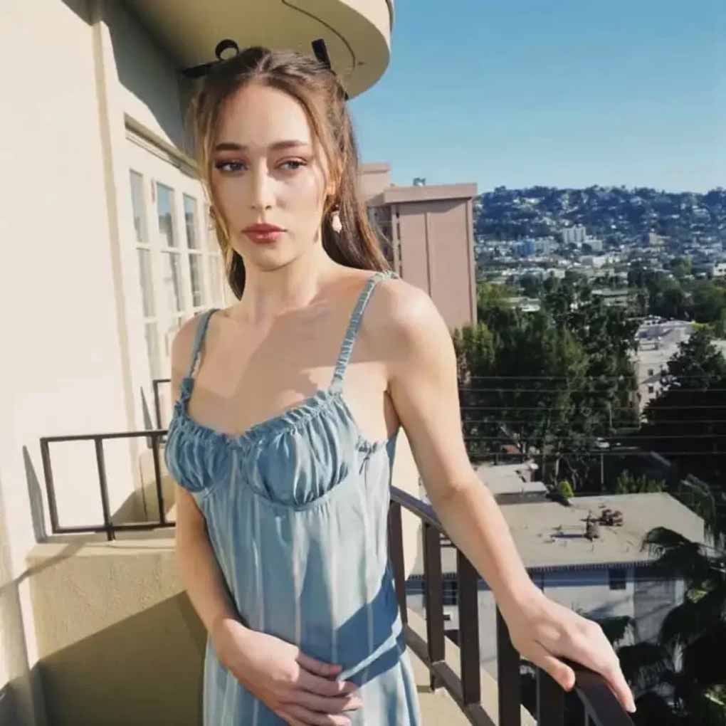 alycia debnam carey age