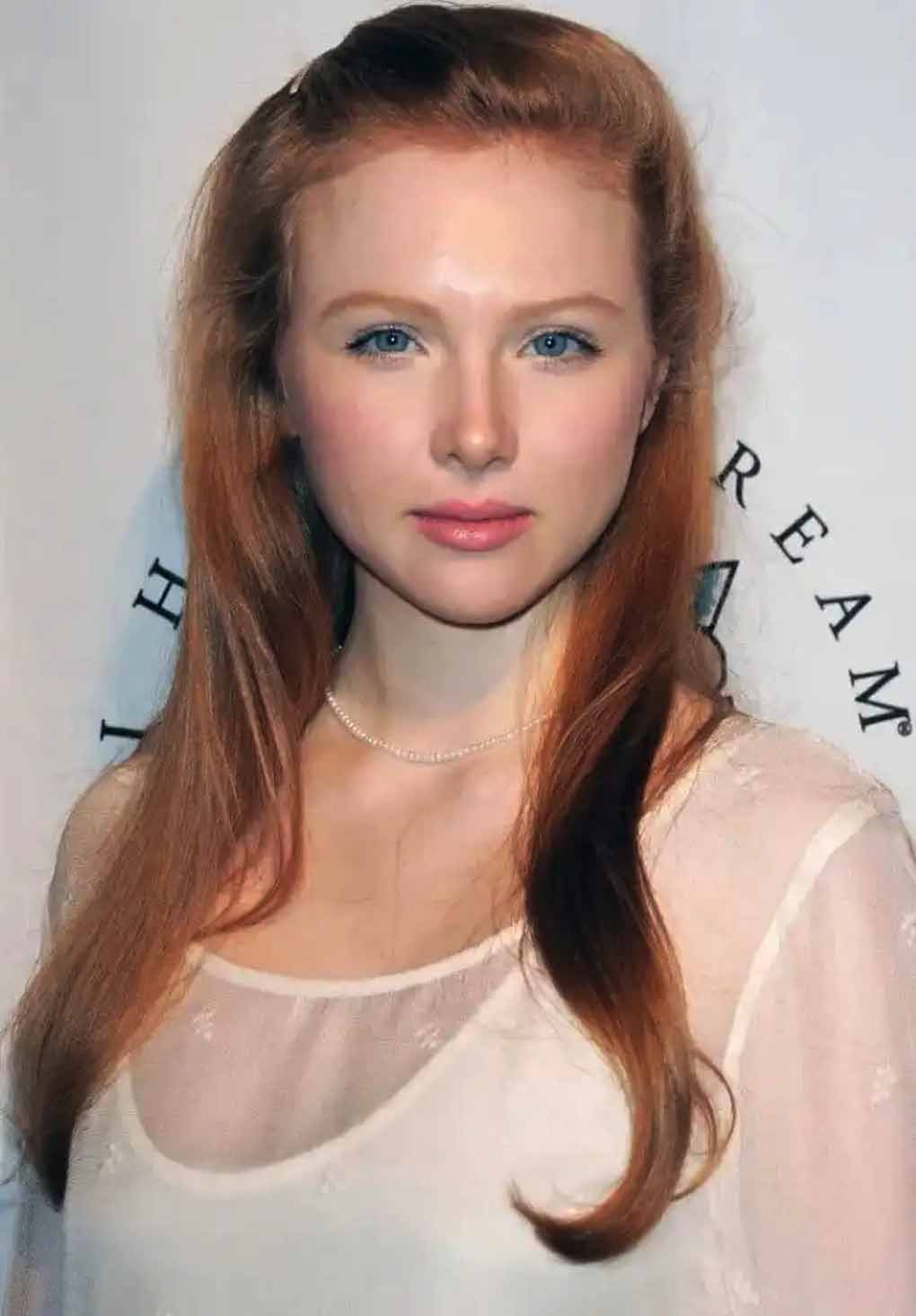 Molly Quinn